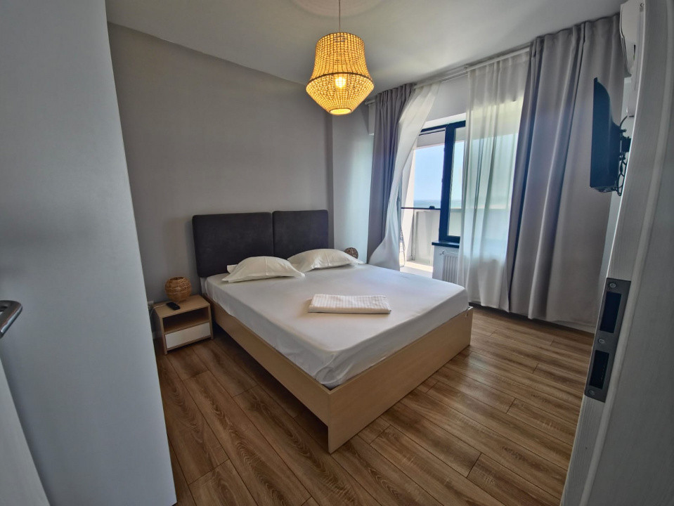 Mamaia Central apartament 2 camere cu vedere panoramica mare si lac