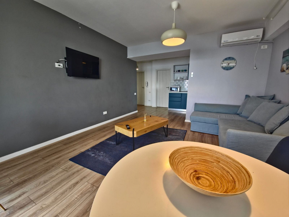 Mamaia Central apartament 2 camere cu vedere panoramica mare si lac