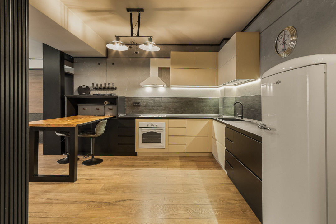 Mamaia Central 2 camere lux 94 mp parcare inclusă vedere superbă