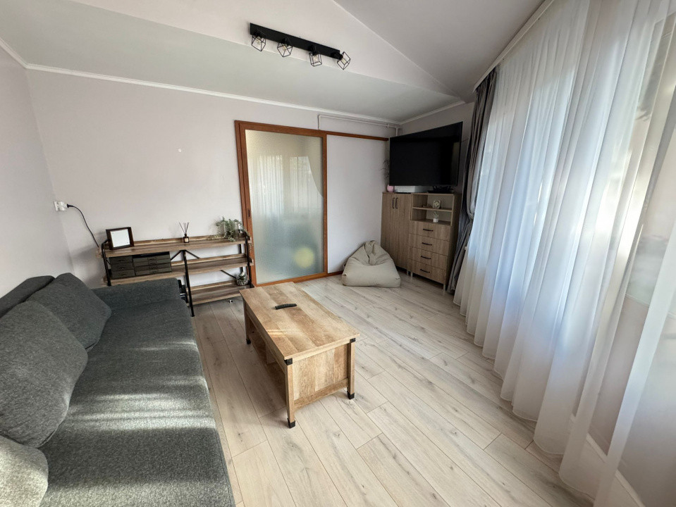 Delfinariu apartament 2 camere in vila parter loc parcare termen lung