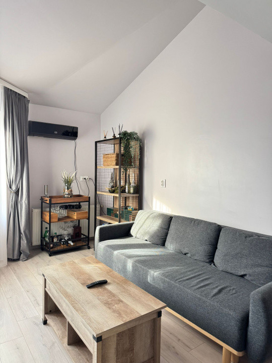 Delfinariu apartament 2 camere in vila parter loc parcare termen lung