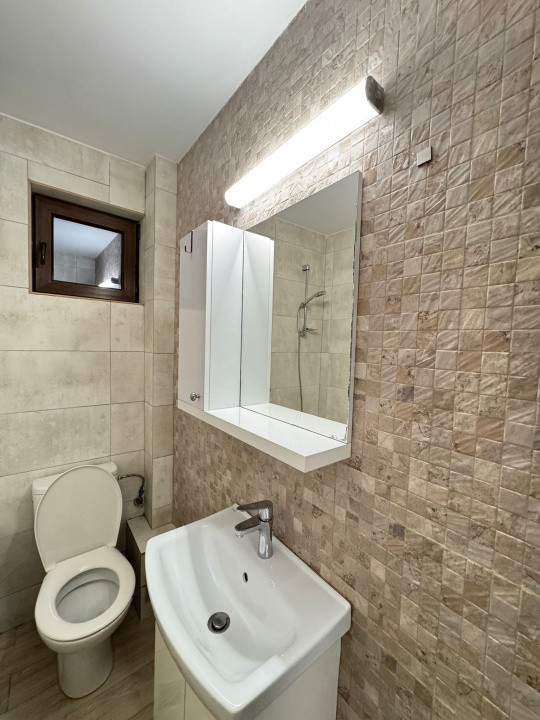 Delfinariu apartament 2 camere in vila parter loc parcare termen lung