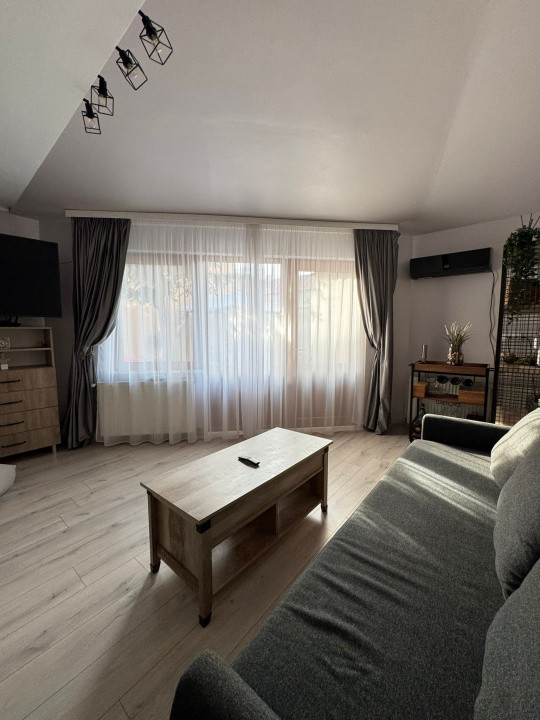 Delfinariu apartament 2 camere in vila parter loc parcare termen lung
