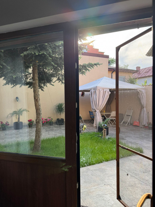 Delfinariu apartament 2 camere in vila parter loc parcare termen lung