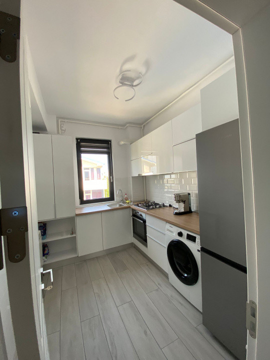Tomis Nord Campus apartament 2 camere loc parcare subteran termen lung