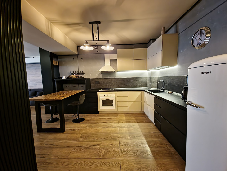 Mamaia central 2 camere mobilat utilat lux parcare inclusa termen lung