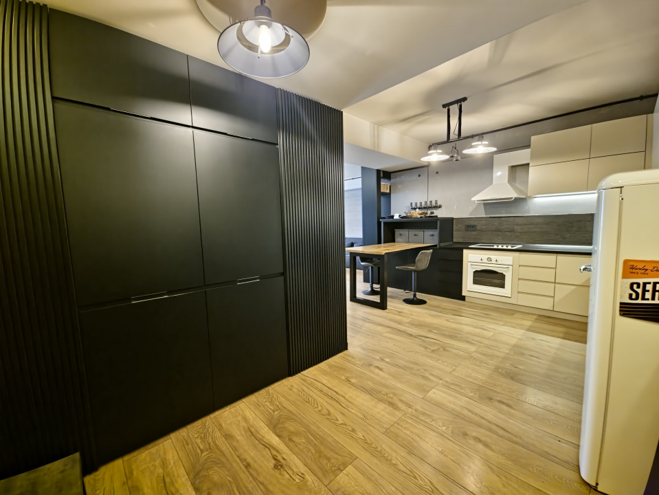 Mamaia central 2 camere mobilat utilat lux parcare inclusa termen lung