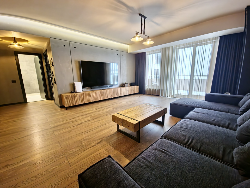 Mamaia central 2 camere mobilat utilat lux parcare inclusa termen lung