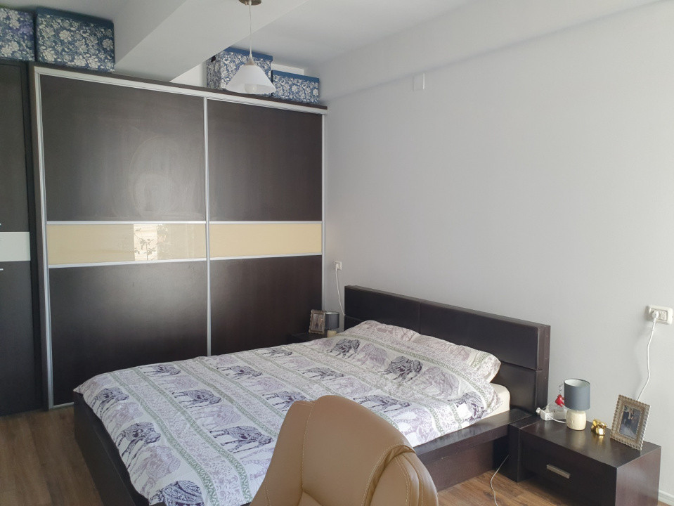 Tomis Plus apartament 3 camere decomandat cu loc de parcare