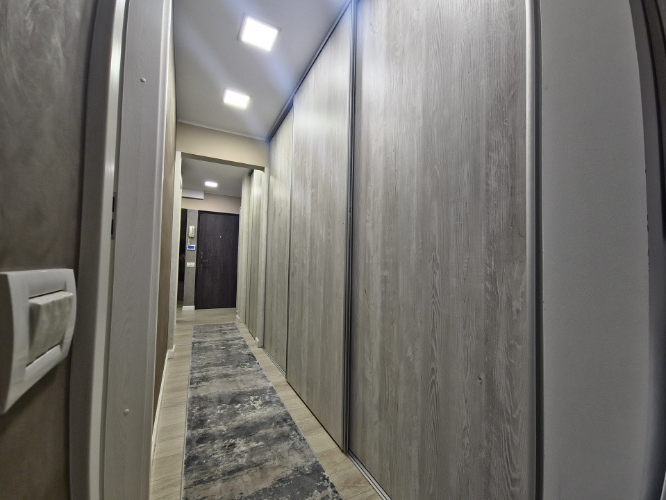 Ocazie!Poarta 6 apartament  3 camere renovat lux etaj 3/4, incalzire pardoseală