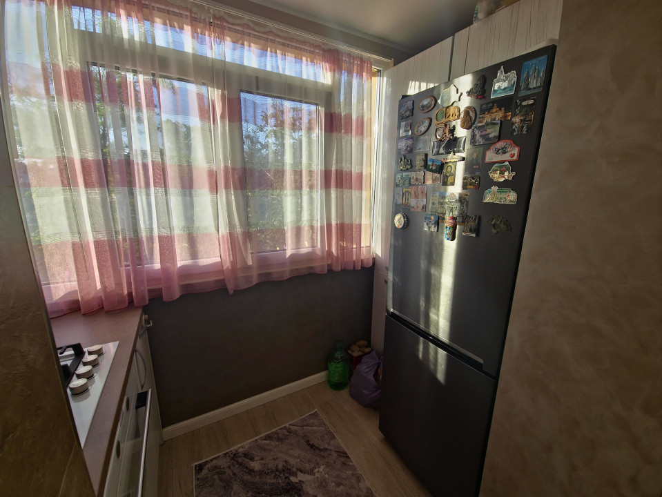 Ocazie!Poarta 6 apartament  3 camere renovat lux etaj 3/4, incalzire pardoseală