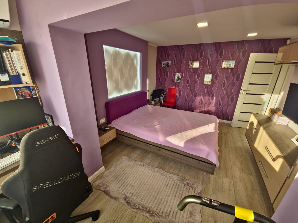 Ocazie!Poarta 6 apartament  3 camere renovat lux etaj 3/4, incalzire pardoseală