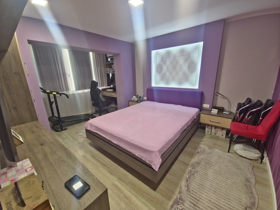 Ocazie!Poarta 6 apartament  3 camere renovat lux etaj 3/4, incalzire pardoseală