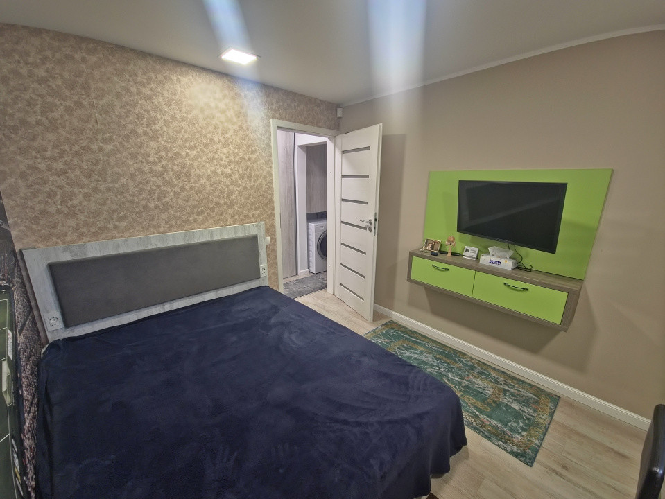 Ocazie!Poarta 6 apartament  3 camere renovat lux etaj 3/4, incalzire pardoseală
