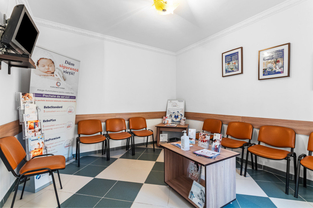 Vilă tip bloc 12 camere, 2 garaje 2 boxe zona Tomis 1 Flămânda