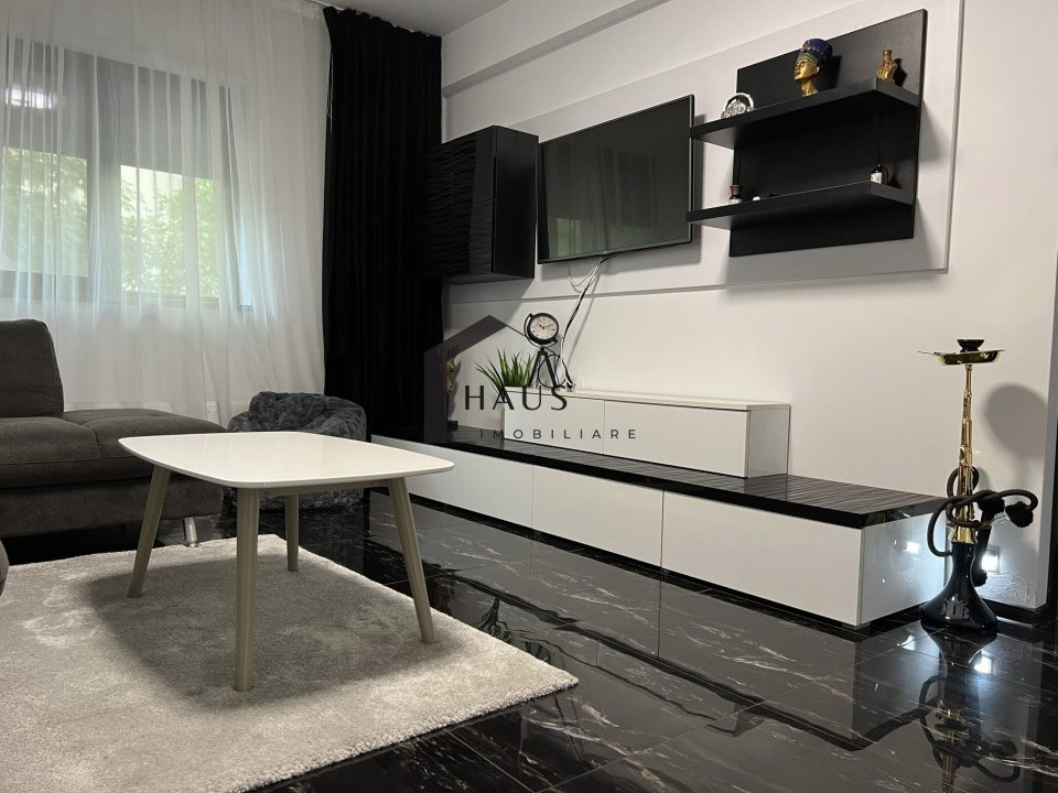  Faleza Nord • Parter •  2 camere Spațiu comercial  transformat în locuință