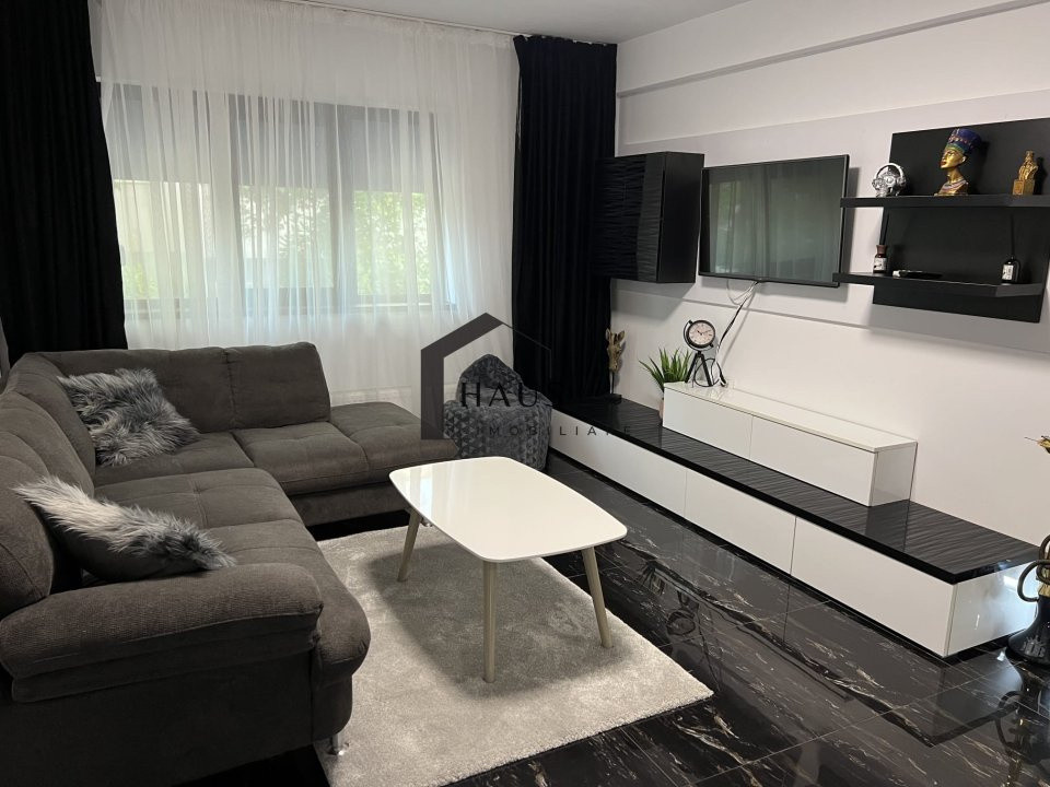  Faleza Nord • Parter •  2 camere Spațiu comercial  transformat în locuință