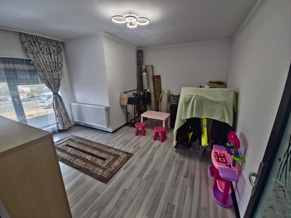 Valu lui Traian vilă 4 camere, curte foișor termen lung