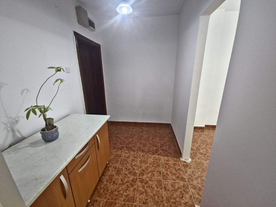Centru Tomis Mall – spațiu birouri 49 mp, termen lung