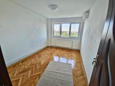Abator apartament 3 camere decomandat renovat