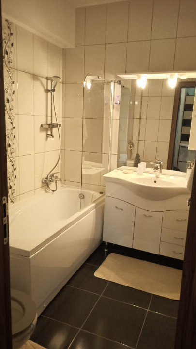  Academia Navala apartament 3 Camere bloc nou  Loc de parcare subteran
