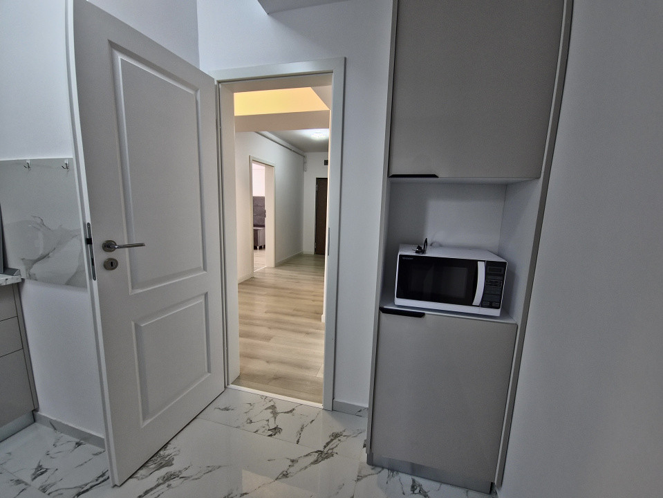 Faleză Nord  4 camere  Mobilat & Utilat  Vedere la Mare