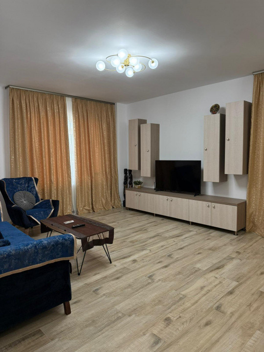 Campus Aleea Universitatii apartament 3 camere termen an universitar