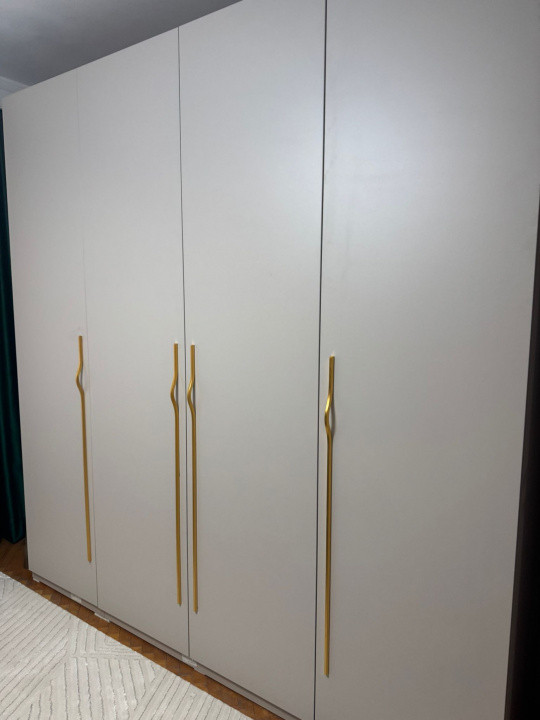 Stadion apartament 3 camere decomandat termen lung