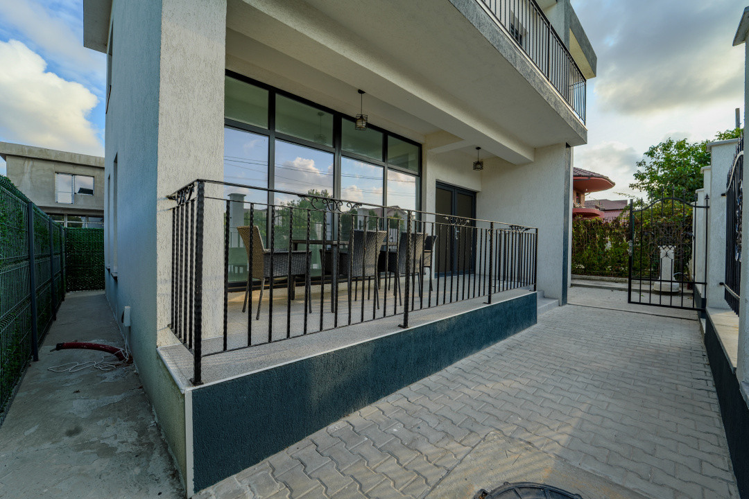 Vilă stil mediteranean Ovidiu poziție excelentă 5 camere posibil schimb