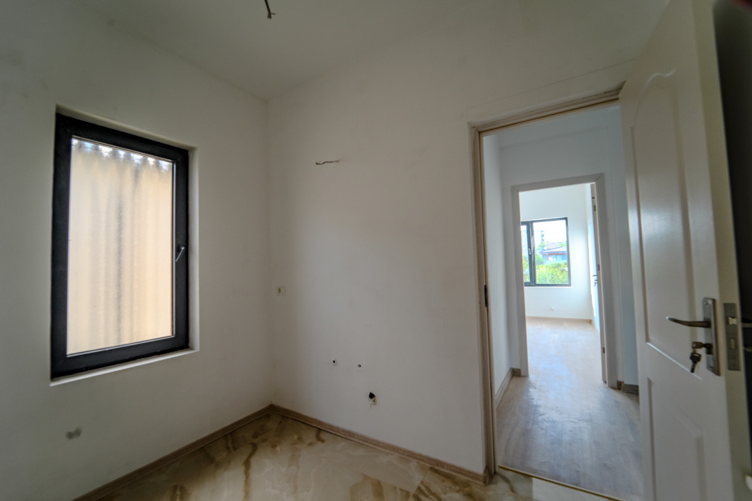 Vilă stil mediteranean Ovidiu poziție excelentă 5 camere posibil schimb
