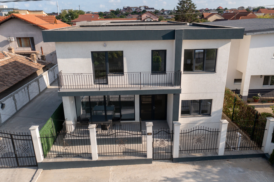 Vilă stil mediteranean Ovidiu poziție excelentă 5 camere posibil schimb
