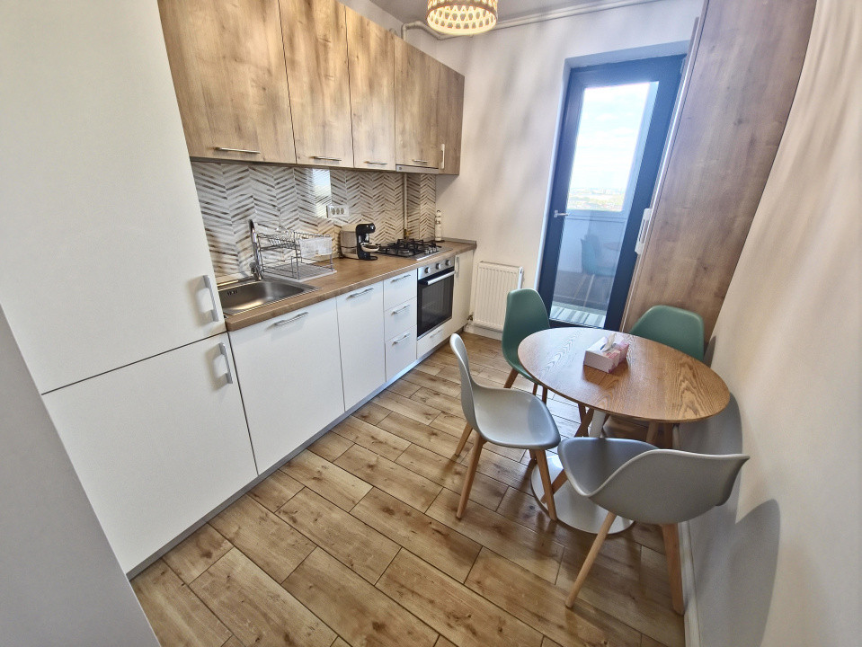 Tomis Plus  Apartament 2 camere  mobilat modern  parcare  vedere superbă