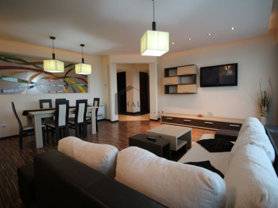 Apartament 3 camere 2 bai lux parcare subterana termen lung zona KM 5