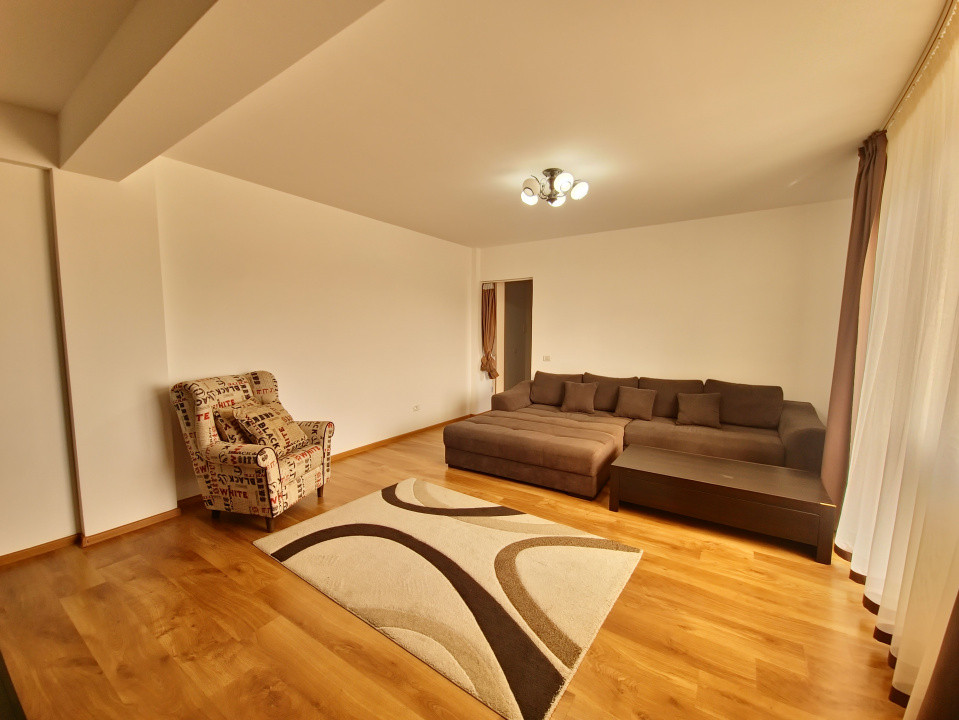 Tomis Plus 2 camere 55 mp si terasa 25 mp termen lung