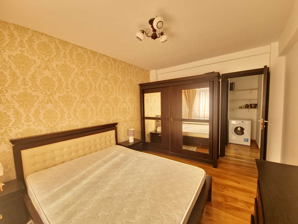 Tomis Plus 2 camere 55 mp si terasa 25 mp termen lung