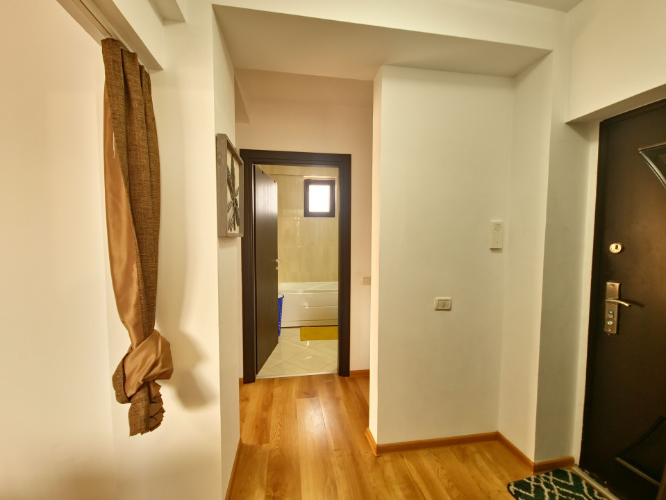 Tomis Plus 2 camere 55 mp si terasa 25 mp termen lung