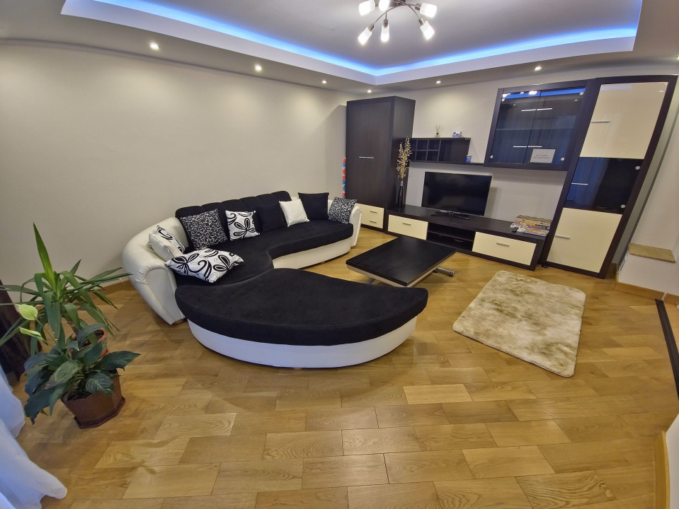 Faleza Nord 2 camere plaja Reyna modern și primitor termen lung
