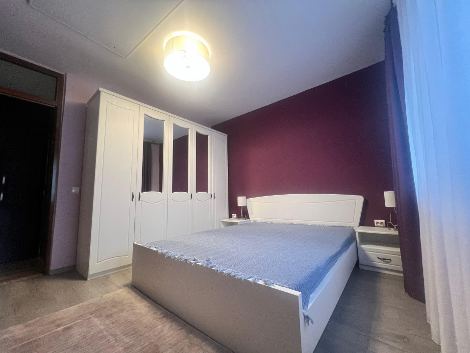 Trocadero apartament 2 camere decomandat cu loc de parcare rezervat