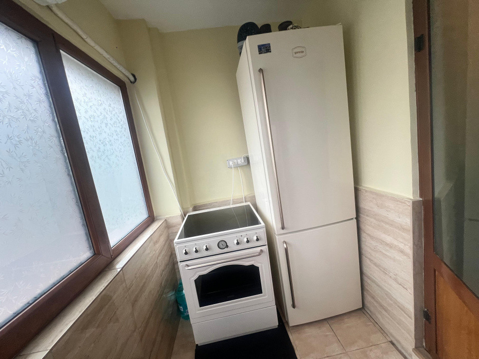 Trocadero apartament 2 camere decomandat cu loc de parcare rezervat