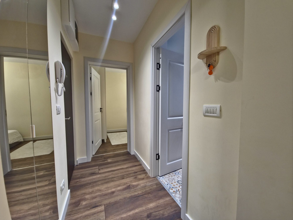 Apartament 3 camere, Tomis 2 – renovat, mobilat, utilat, 59 mp, etaj 3/4.