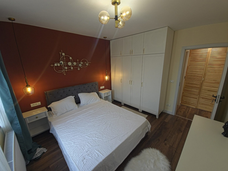 Apartament 3 camere, Tomis 2 – renovat, mobilat, utilat, 59 mp, etaj 3/4.
