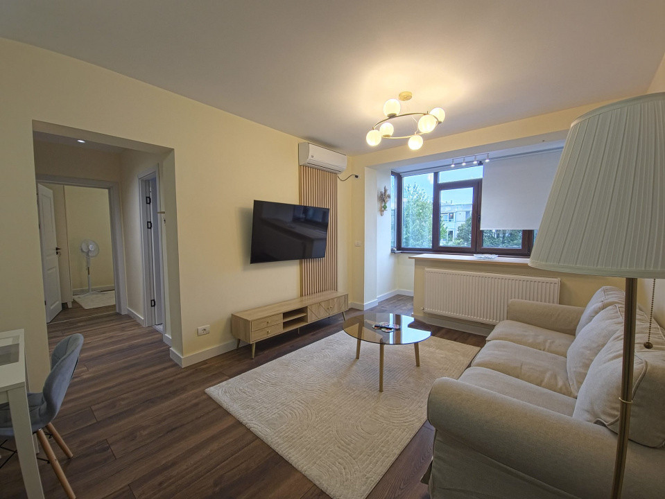 Apartament 3 camere, Tomis 2 – renovat, mobilat, utilat, 59 mp, etaj 3/4.