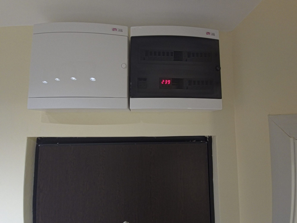 Apartament 3 camere, Tomis 2 – renovat, mobilat, utilat, 59 mp, etaj 3/4.