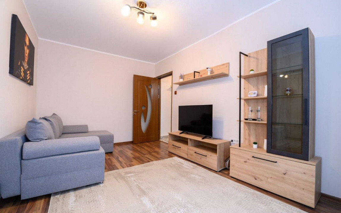 Apartament 2 camere, Casa de Cultură – 41 mp, etaj 3/4.