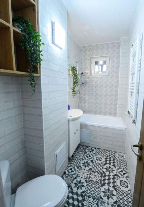 Apartament 2 camere, Casa de Cultură – 41 mp, etaj 3/4.