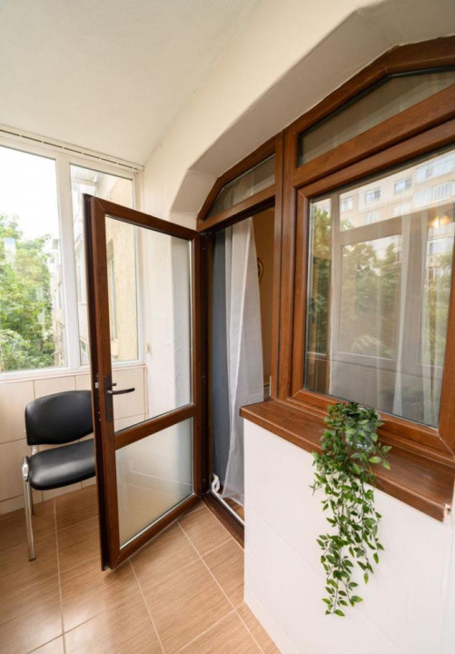 Apartament 2 camere, Casa de Cultură – 41 mp, etaj 3/4.