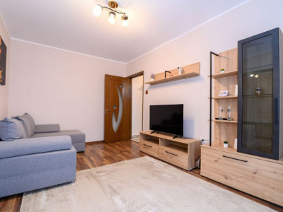 Apartament 2 camere, Casa de Cultură – 41 mp, etaj 3/4.