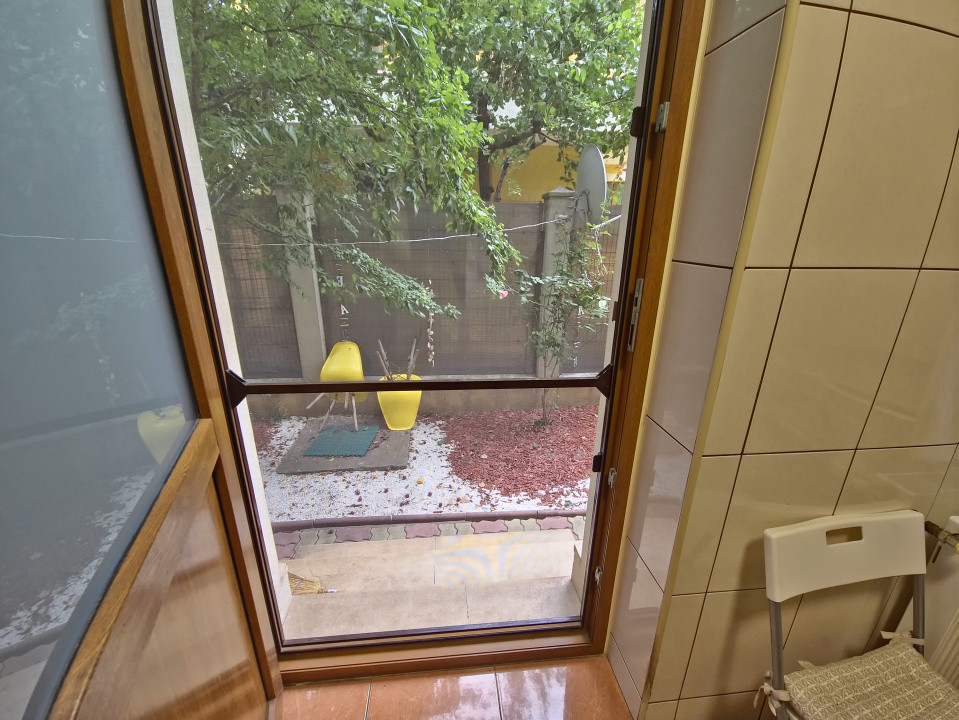 Apartament 2 camere cu curte Bld. Mamaia Trandafirul termen lung