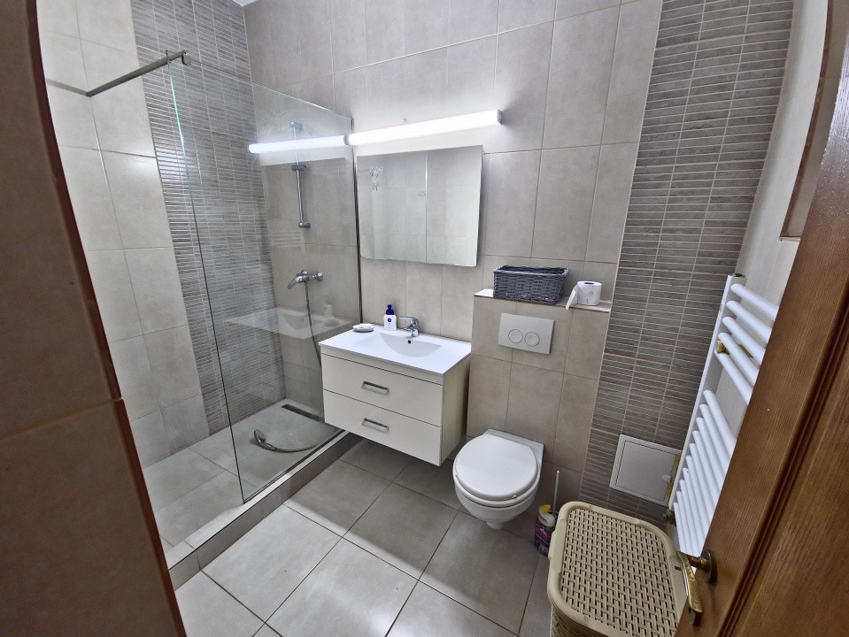 Apartament 2 camere cu curte Bld. Mamaia Trandafirul termen lung