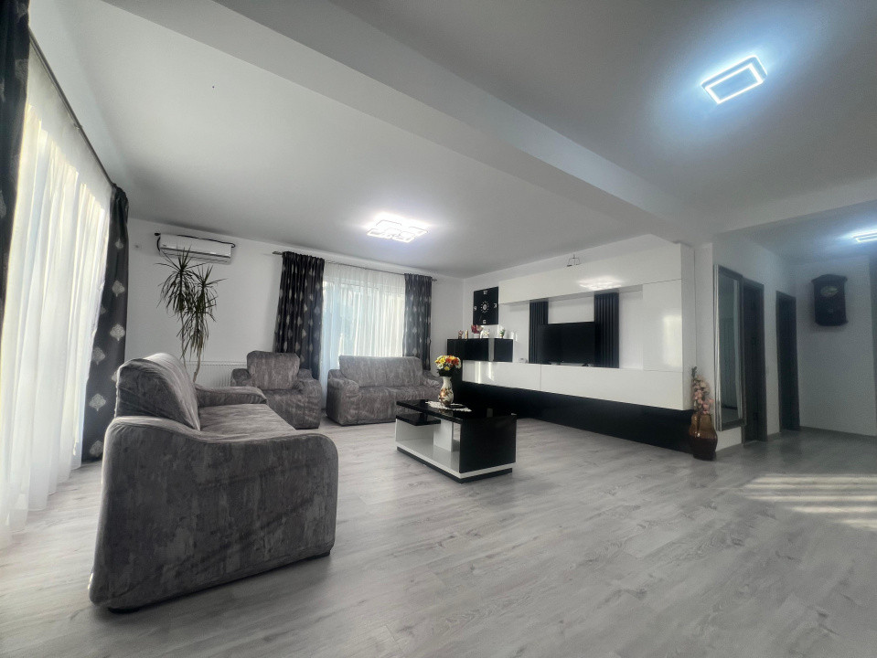 Costinesti casa moderna la sol an constructie 2024 teren 609 mp